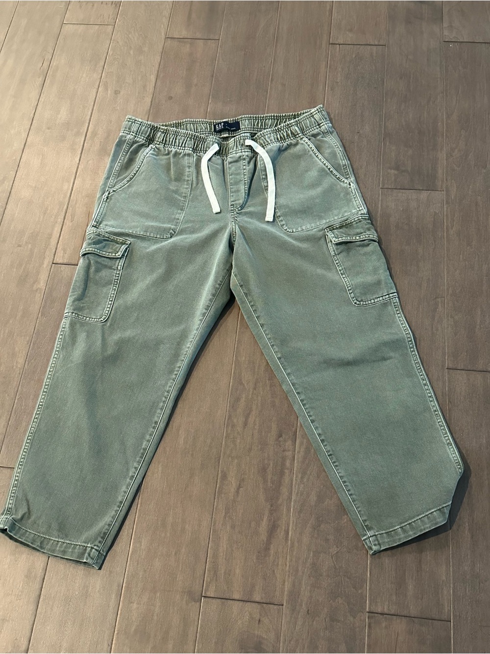 Gap Women’s “Easy Jean” Pants (size Large)
